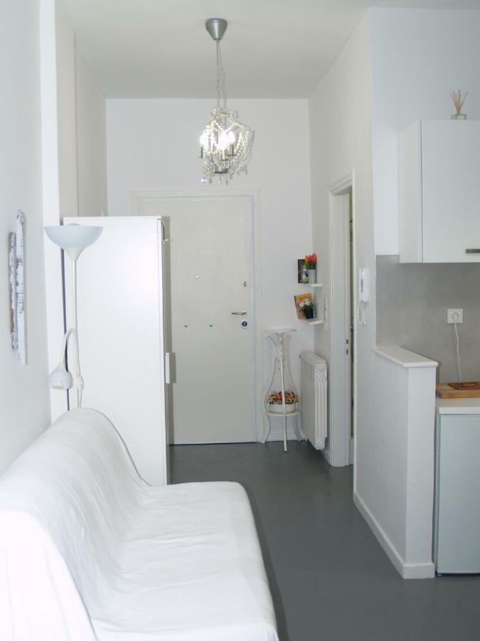 Newly Renovated Apt In Kolonaki Афины Экстерьер фото